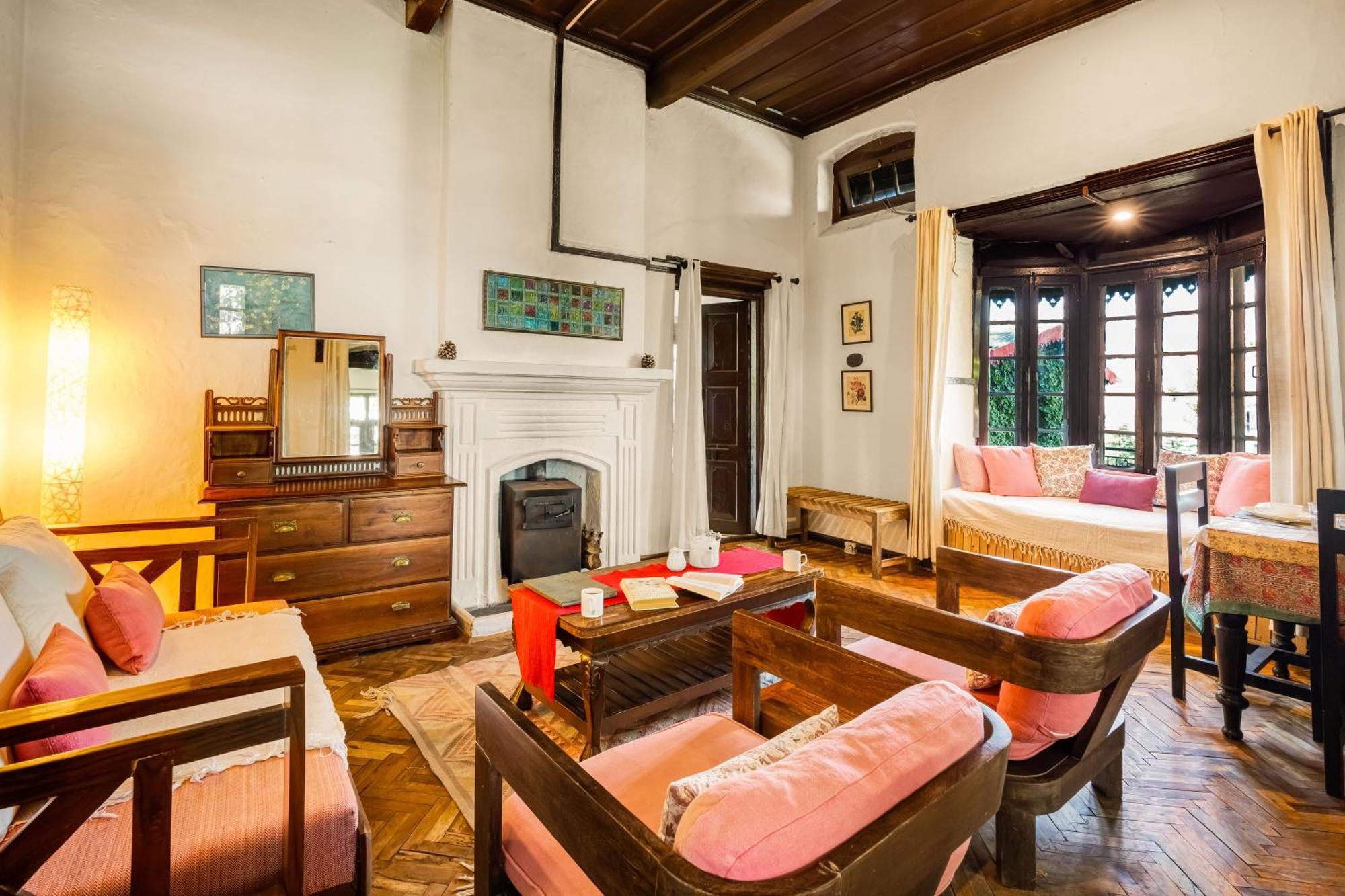 Saffronstays Kashi Villa Kasauli Kültér fotó
